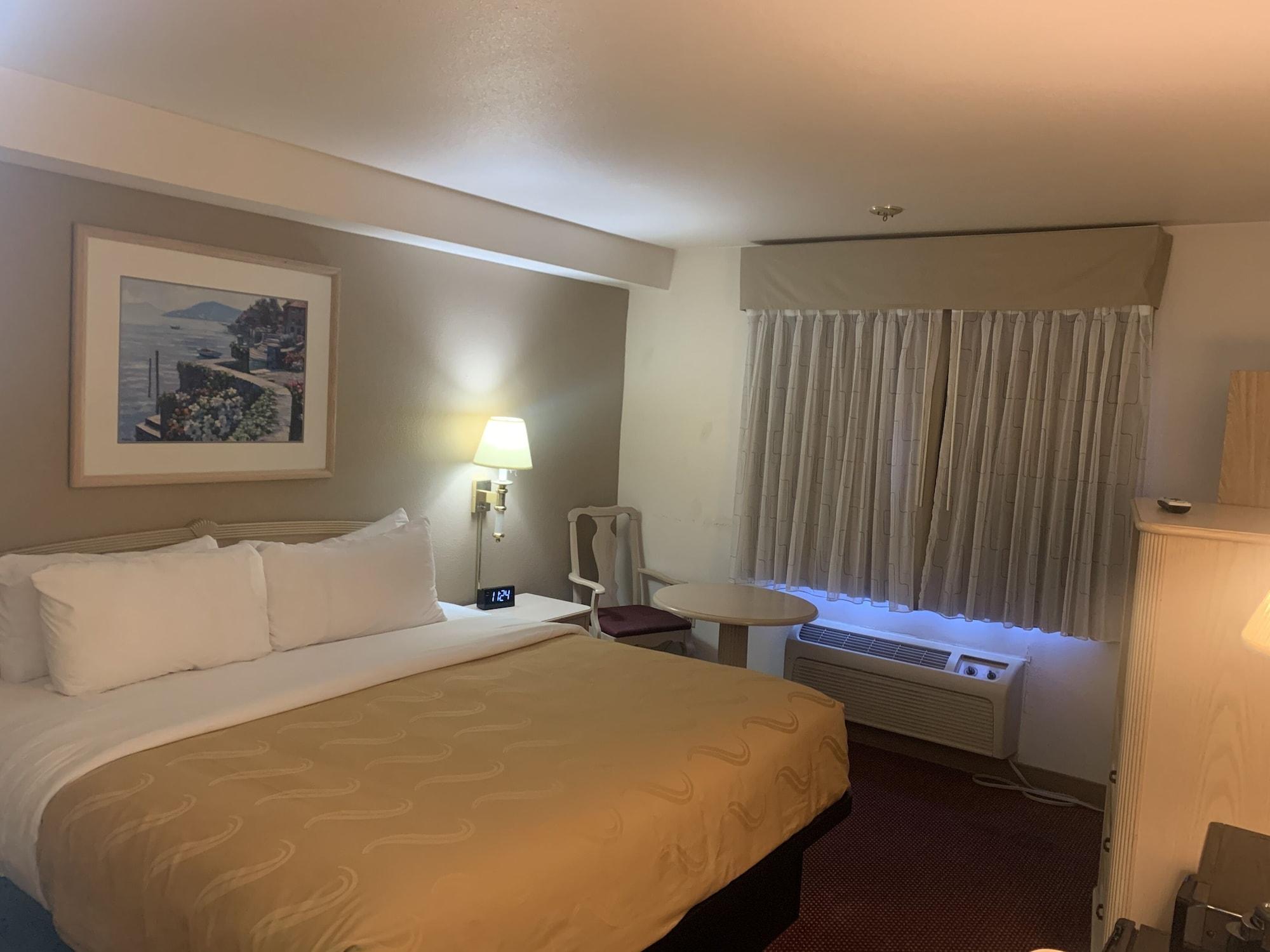 Quality Inn Albuquerque East I-40 Juan Tabo Exit Extérieur photo